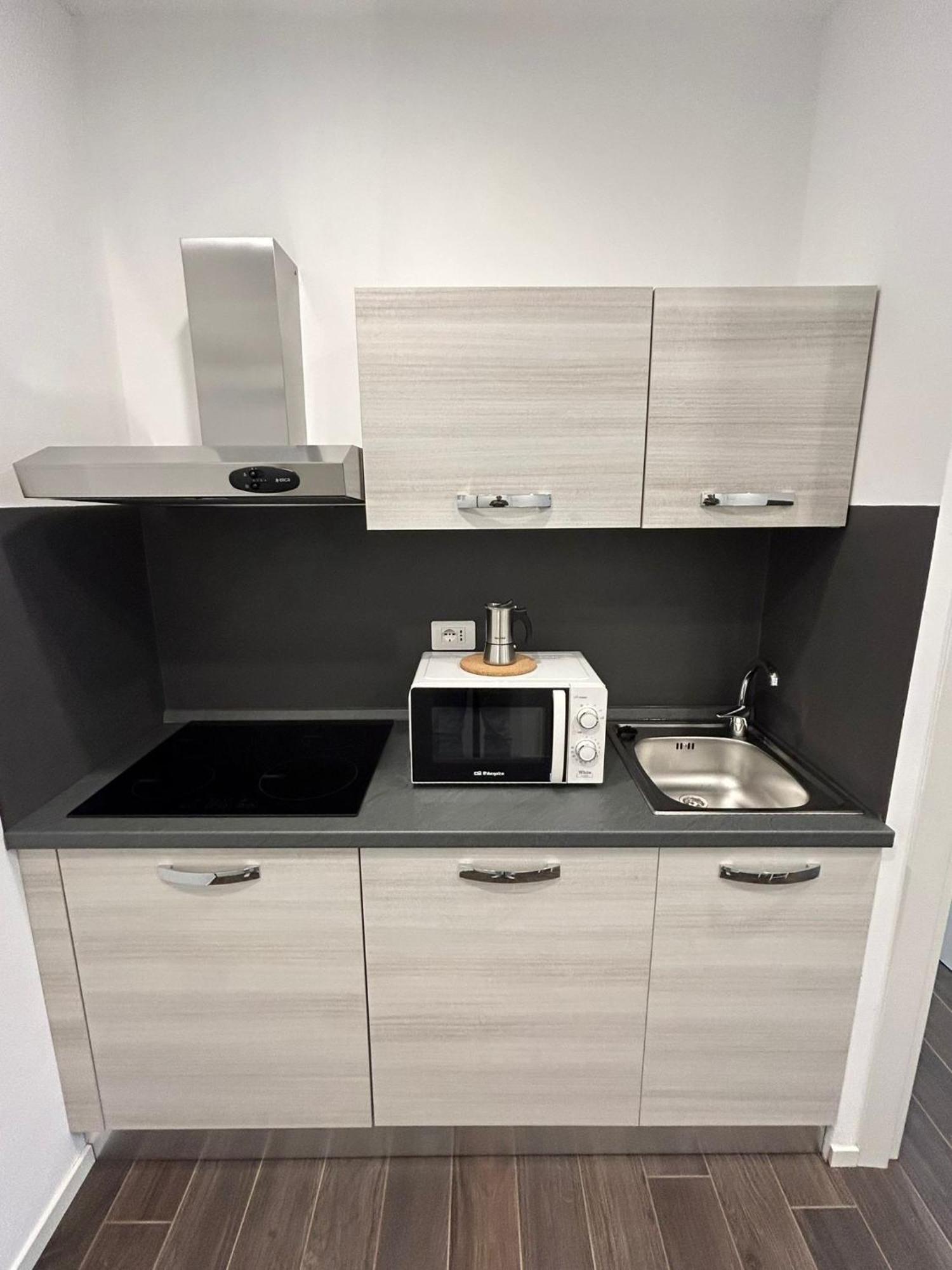 Lake Home Apartments Lipomo Екстериор снимка