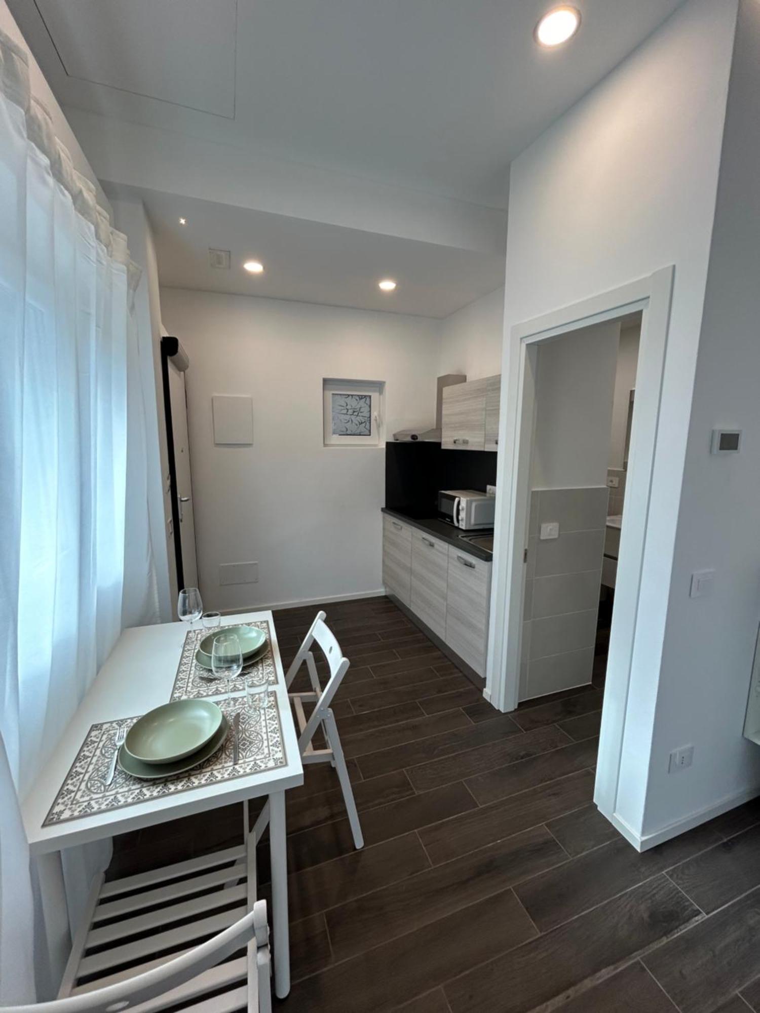 Lake Home Apartments Lipomo Екстериор снимка